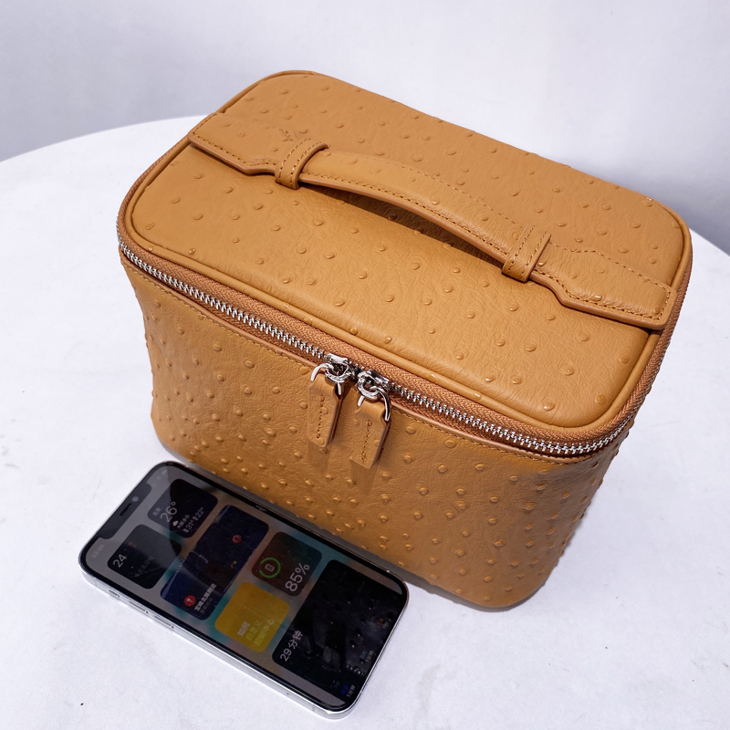 Customize Initials Cowhide Ost - Luxury Skincare Packaging Wholesale 评论和价格
